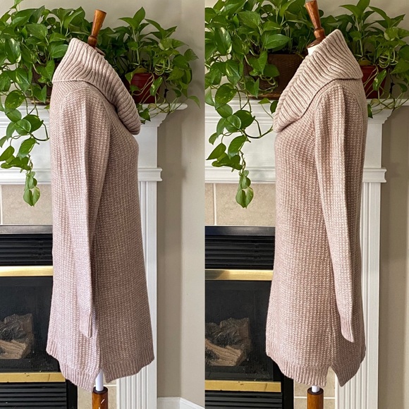 WHBM Textured Tunic Sweater Size M Cowlneck - Picture 7 of 9